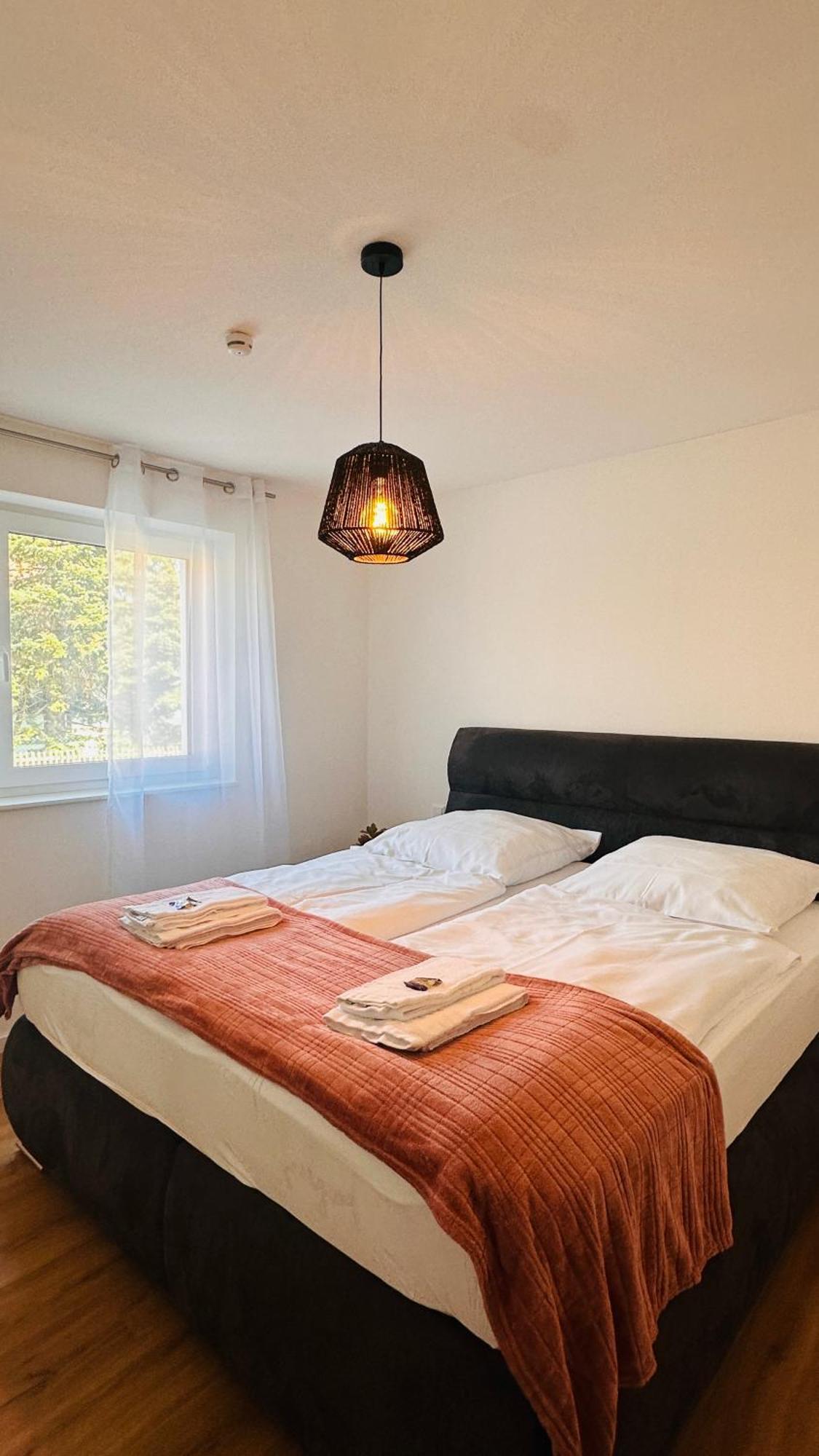 Amao-Pearl I Comfort Suite I 94Qm I Kingsize-Bett I Exklusiv Mit Balkon & Tiefgarage I Aufzug Offenburg Ngoại thất bức ảnh